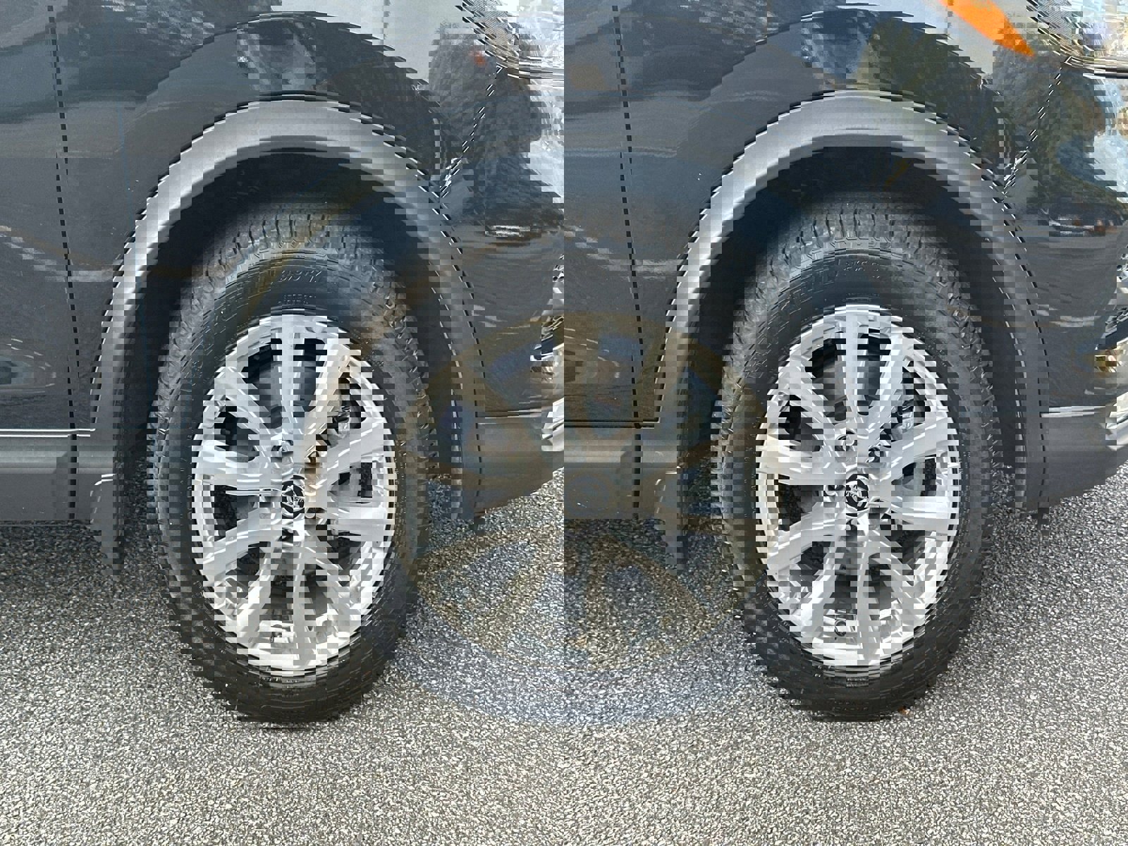 Used 2021 Nissan Rogue Sport SV w/ Technology Package image 12