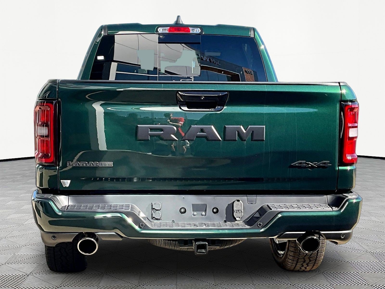 New 2027 RAM 1500 Laramie w/ Night Edition AWD/4WD image 4