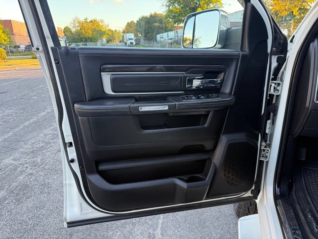Used 2018 RAM 3500 Laramie Longhorn AWD/4WD image 51