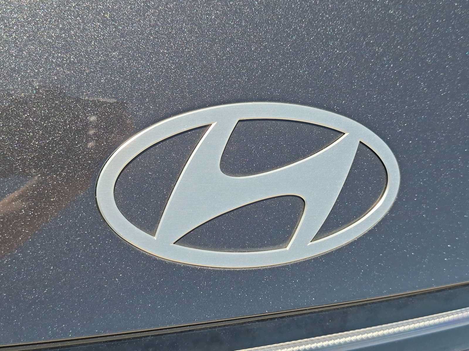 Certified 2025 Hyundai Sonata Limited FWD image 11