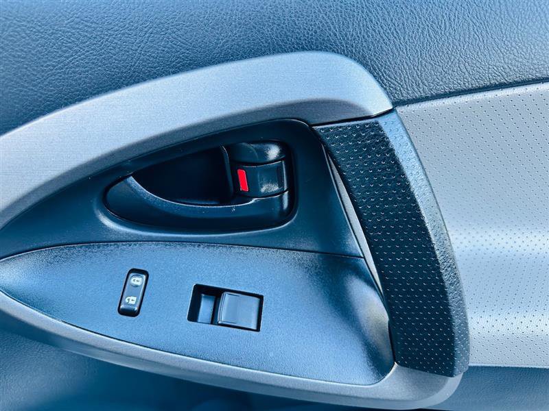 Used 2012 Toyota RAV4 Limited image 14