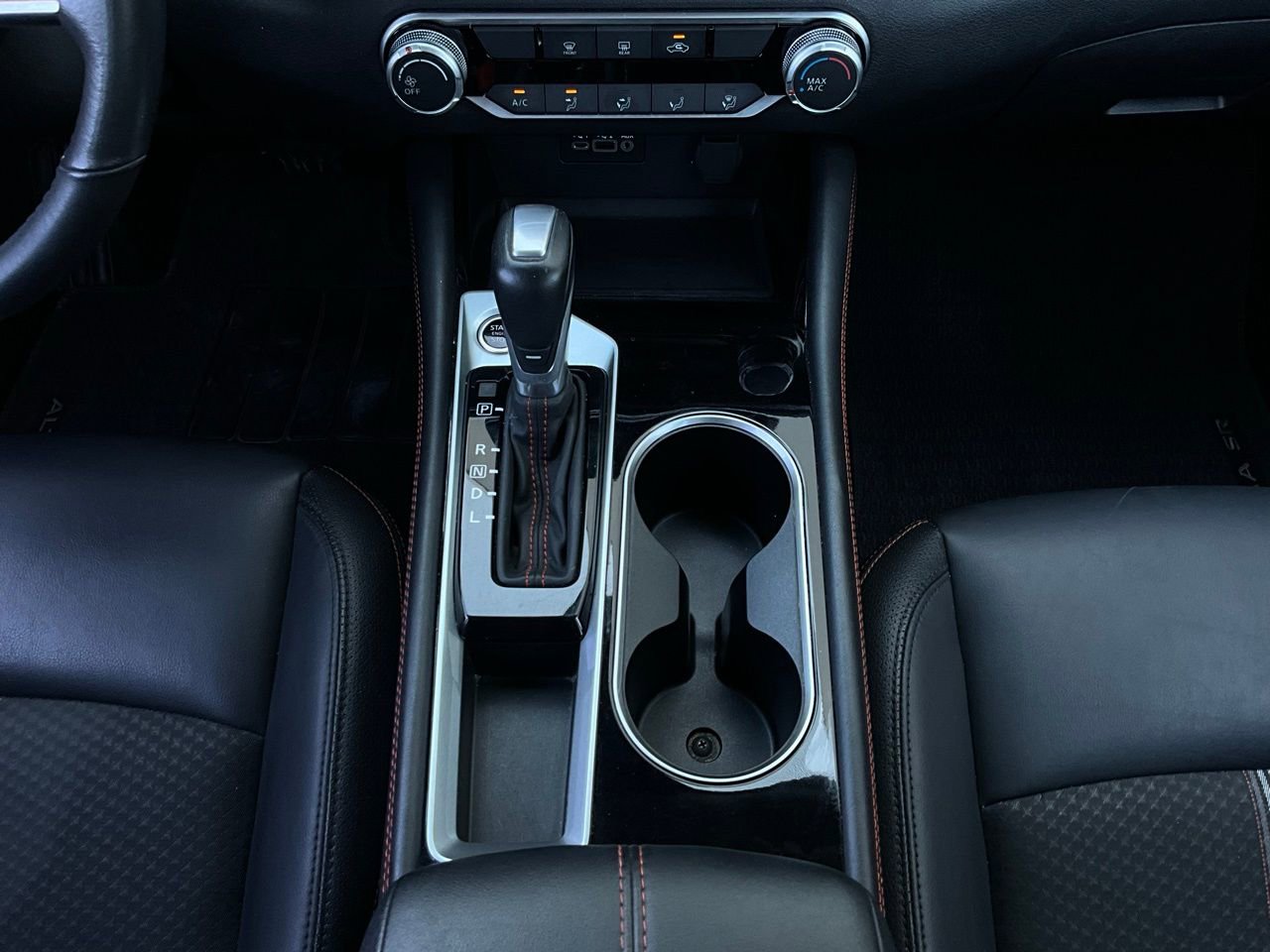 Used 2025 Nissan Altima 2.5 SR image 14