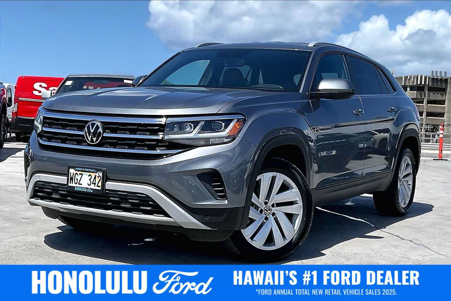 Used 2022 Volkswagen Atlas Cross Sport SE AWD/4WD image 1