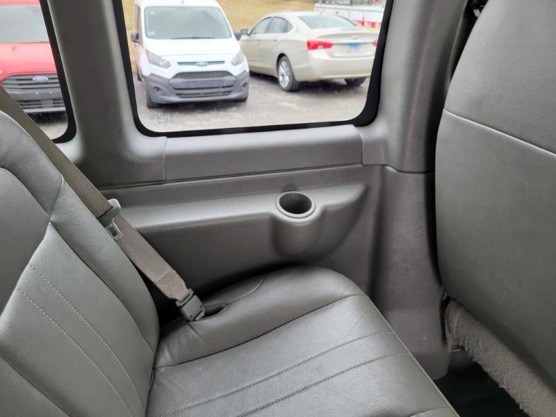 Used 2015 Chevrolet Express 3500 LS RWD image 34