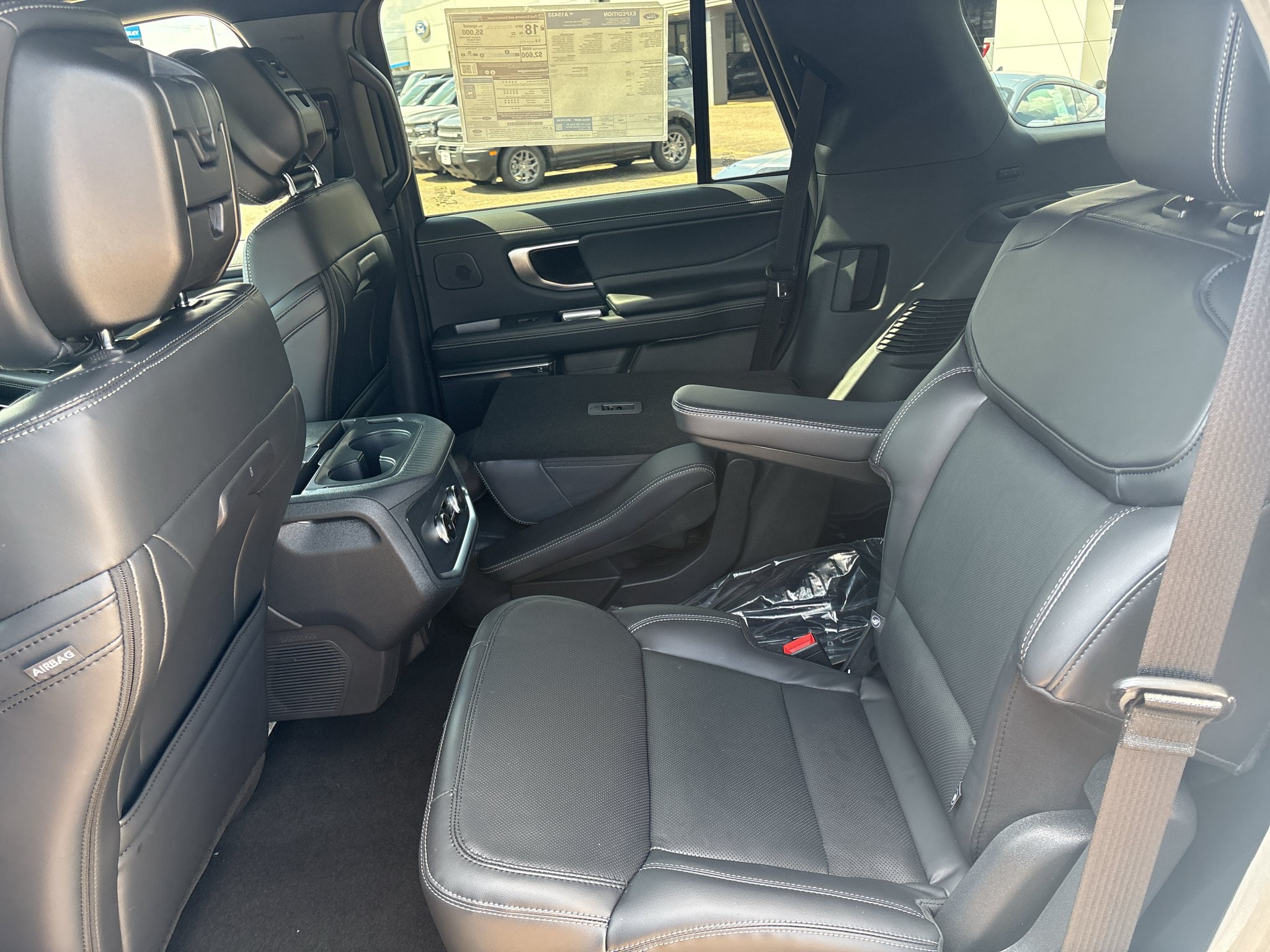 New 2027 Ford Expedition Platinum w/ Stealth Appearance Package AWD/4WD image 16