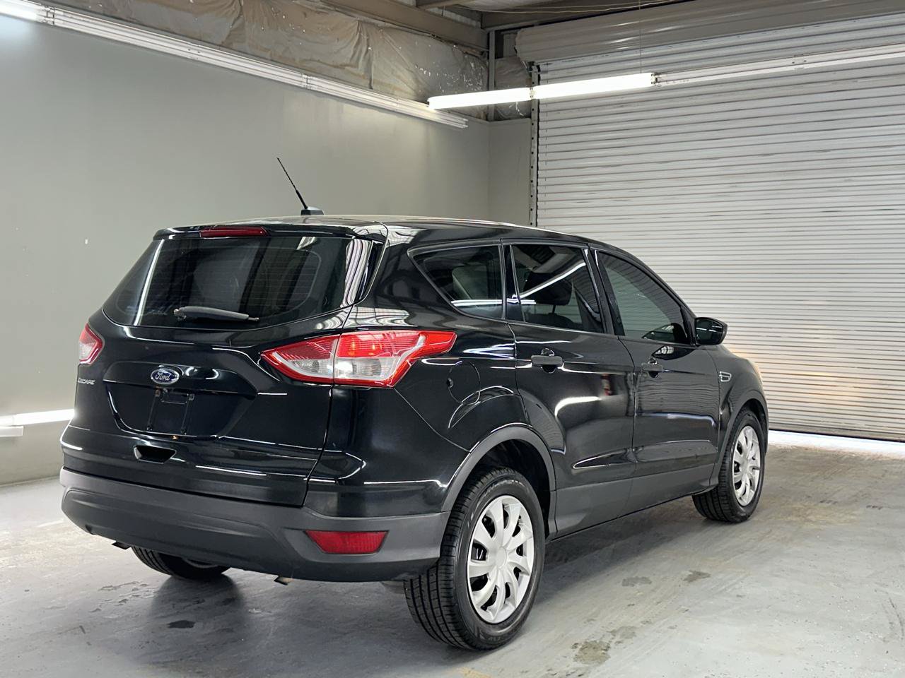 Used 2014 Ford Escape S FWD image 9