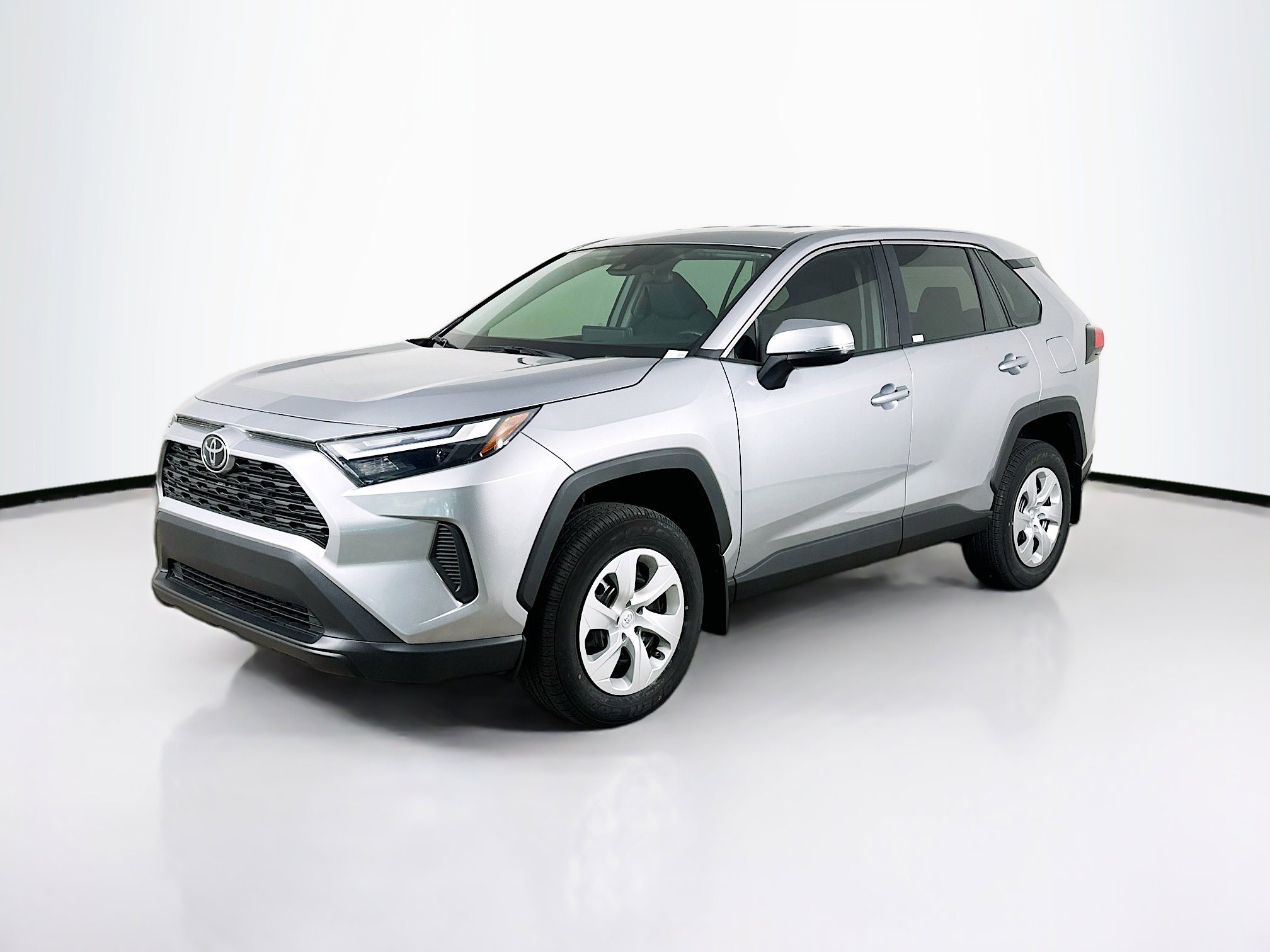 Used 2025 Toyota RAV4 LE image 3