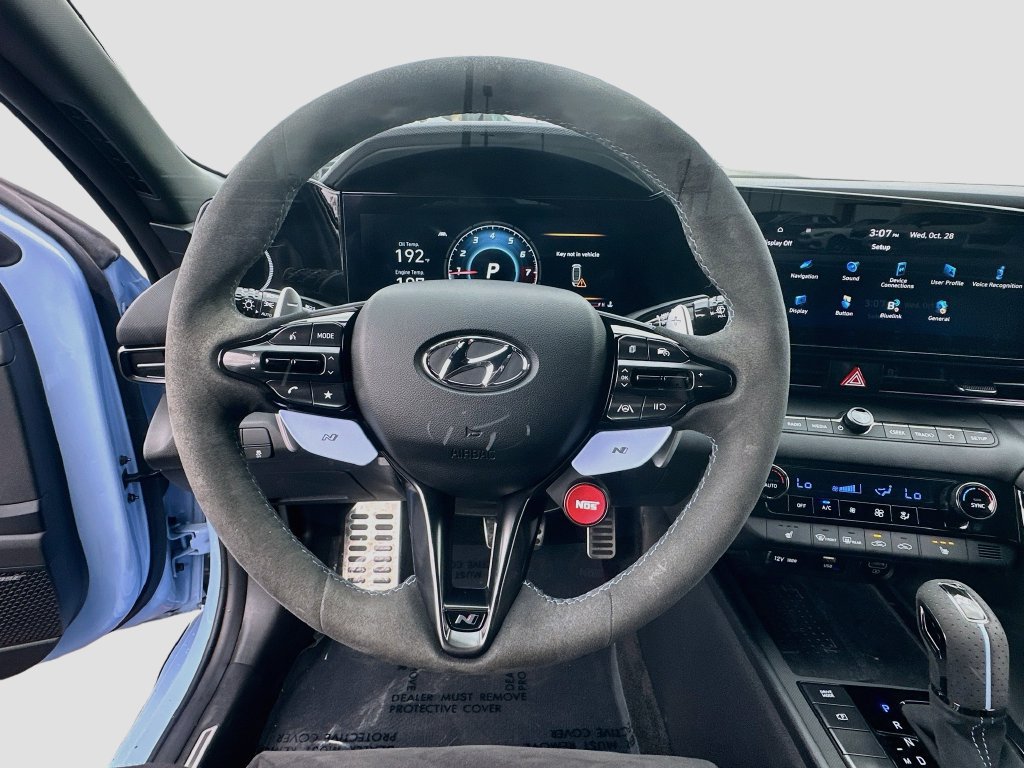 Used 2022 Hyundai Elantra N FWD image 11