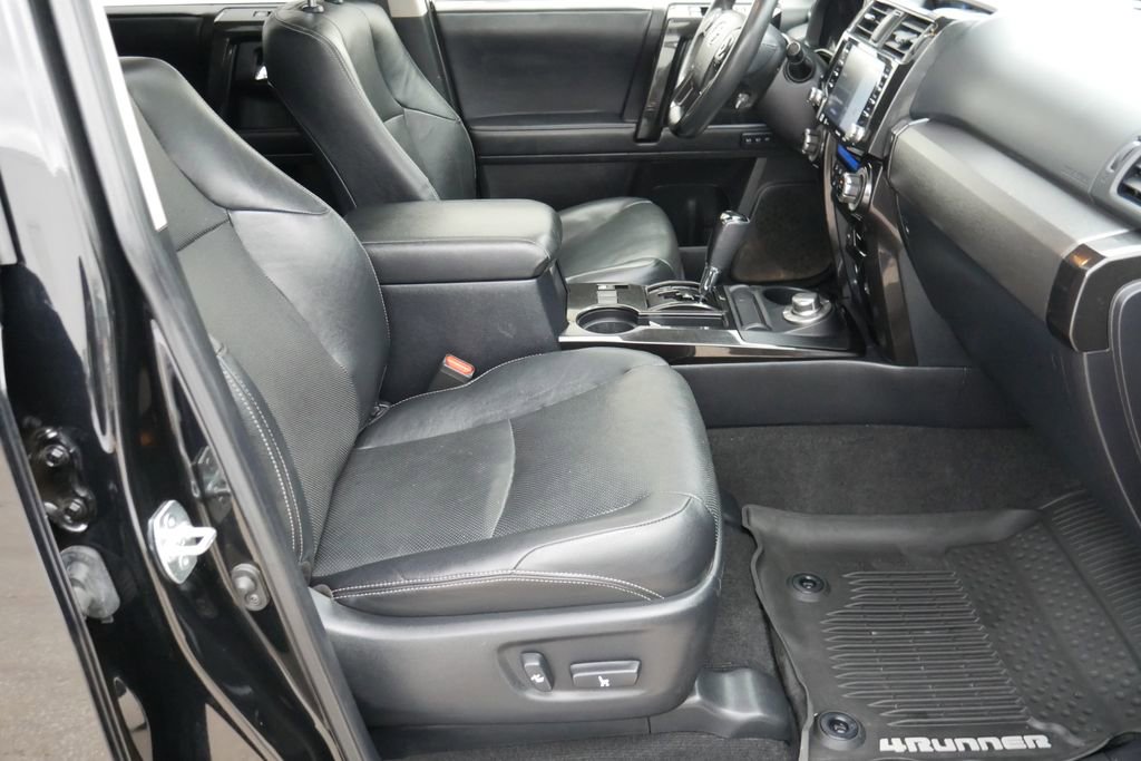 Used 2020 Toyota 4Runner Nightshade AWD/4WD image 23