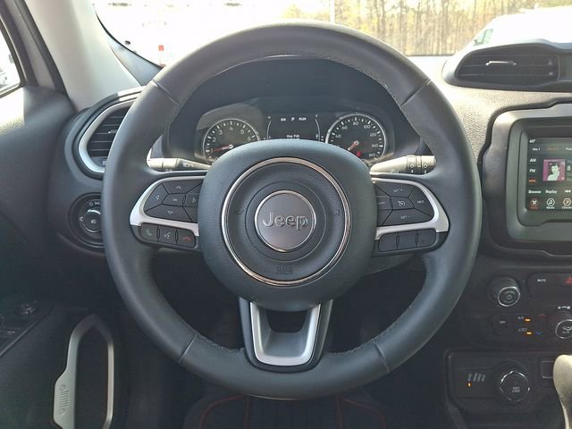 Used 2020 Jeep Renegade Latitude AWD/4WD image 19