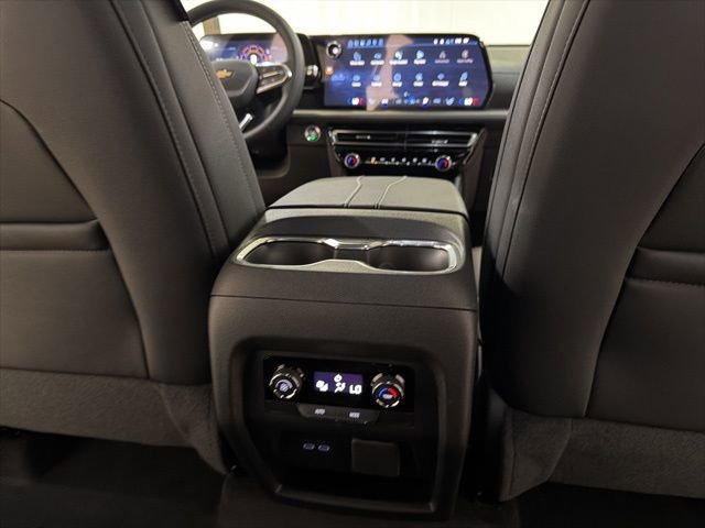 New 2026 Chevrolet Traverse LT w/ Driver Confidence Package FWD image 27