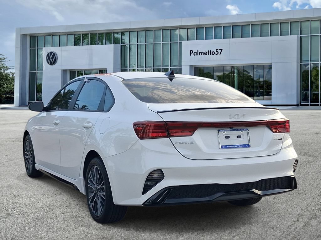 Used 2023 Kia Forte GT-Line w/ GT-Line Technology Package FWD image 4