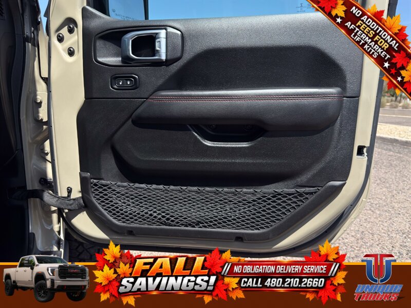 Used 2022 Jeep Gladiator Rubicon w/ LED Lighting Group AWD/4WD image 31