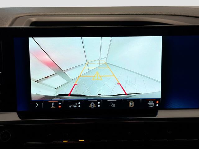 Used 2024 Chevrolet Silverado 1500 LTZ image 13