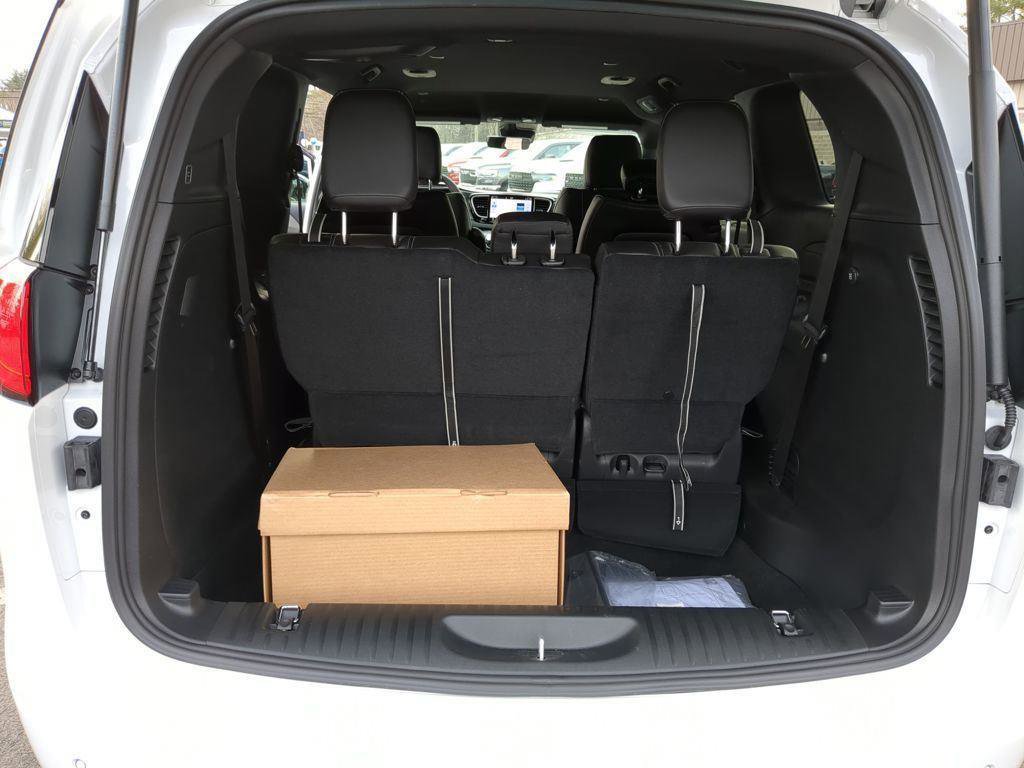 New 2026 Chrysler Voyager LX FWD image 22