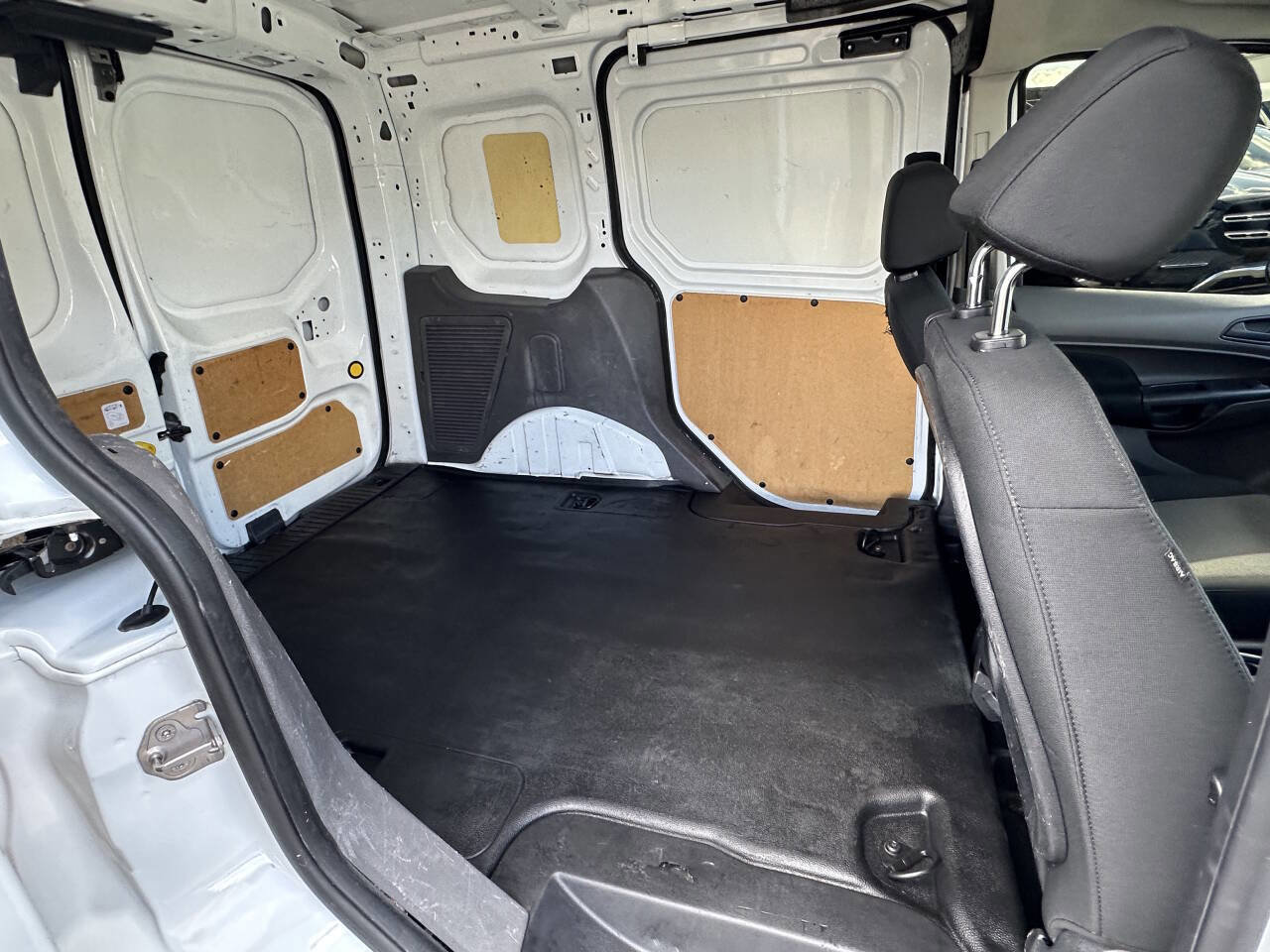 Used 2019 Ford Transit Connect XL image 13