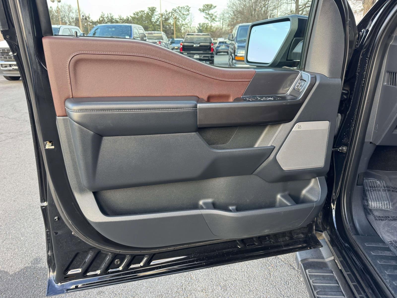 Used 2022 Ford F150 Lariat w/ Max Trailer Tow Package image 24