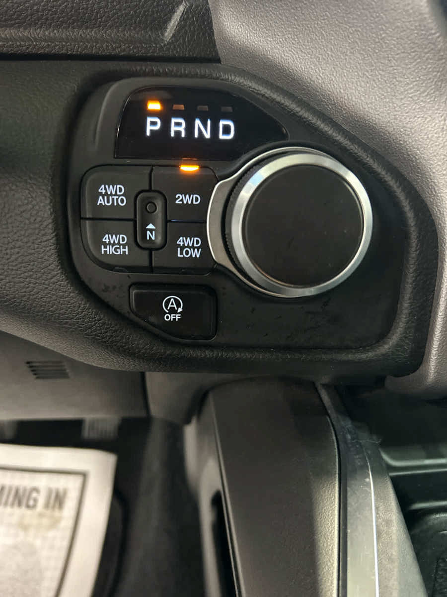 Used 2025 RAM 1500 Big Horn AWD/4WD image 7