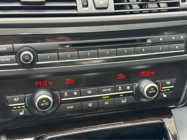 Used 2015 BMW 528i xDrive Sedan AWD/4WD image 31
