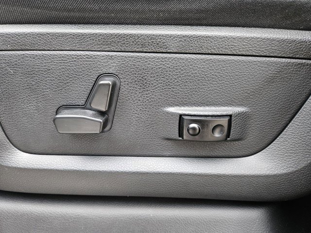 Used 2022 RAM 2500 Limited image 12