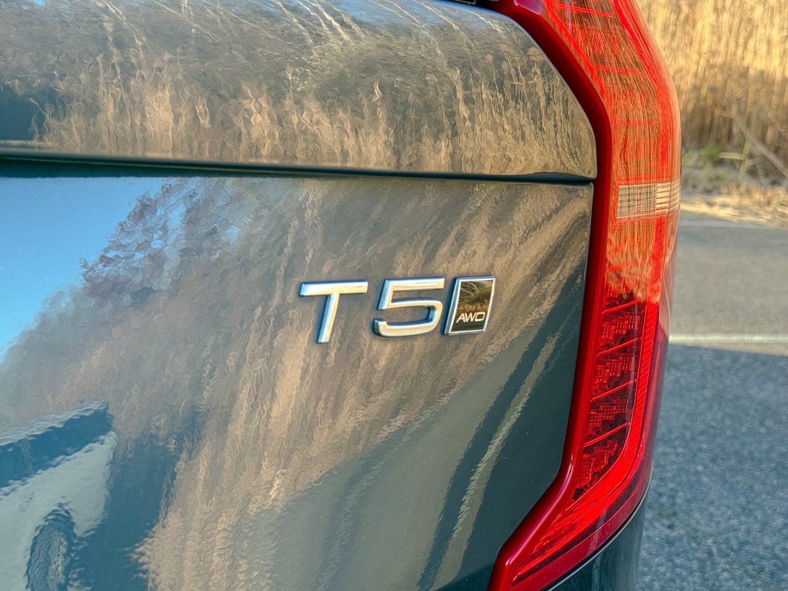 Used 2022 Volvo XC90 T5 Momentum w/ Climate Package image 12