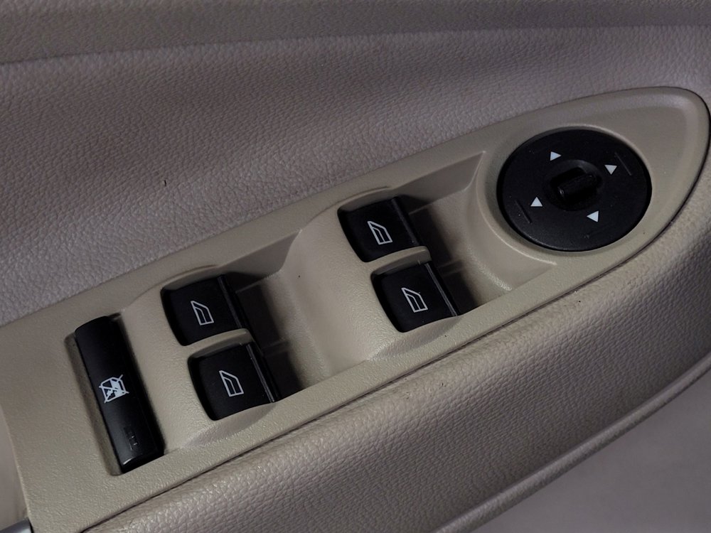 Used 2018 Ford Escape SEL image 27