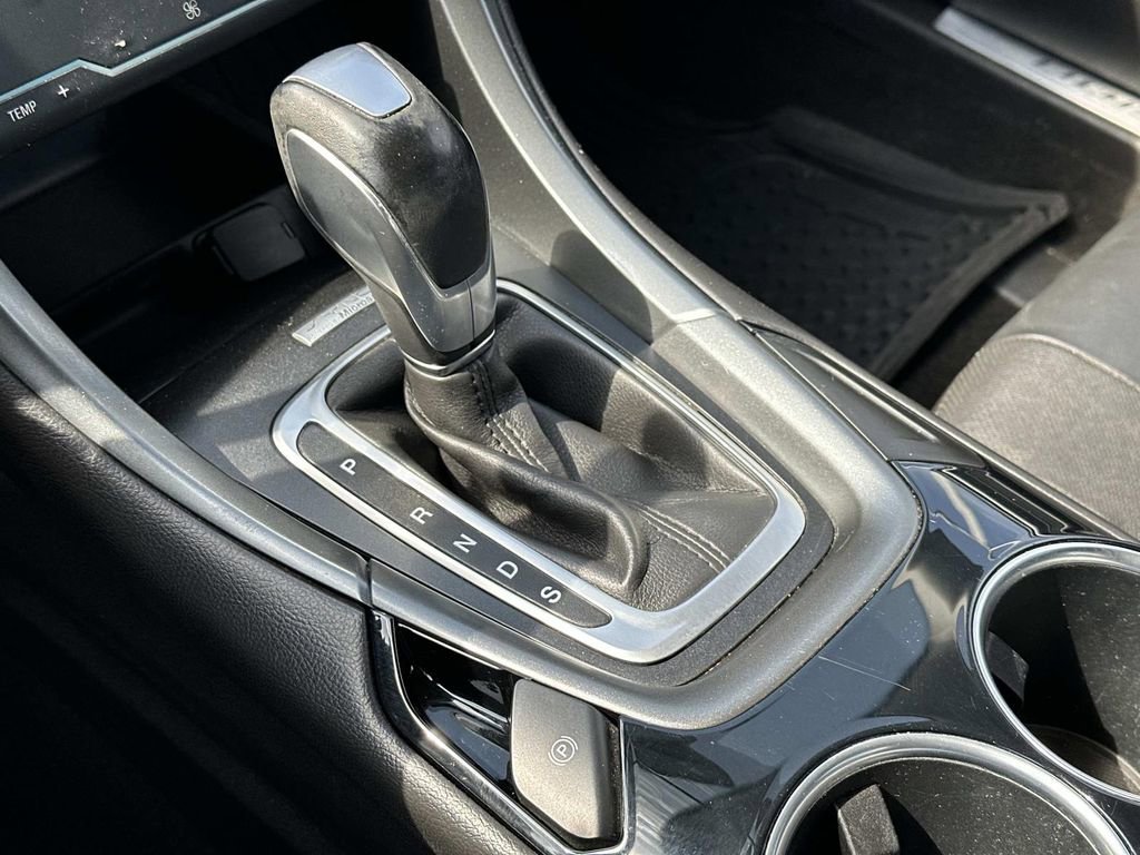 Used 2013 Ford Fusion Titanium FWD image 32