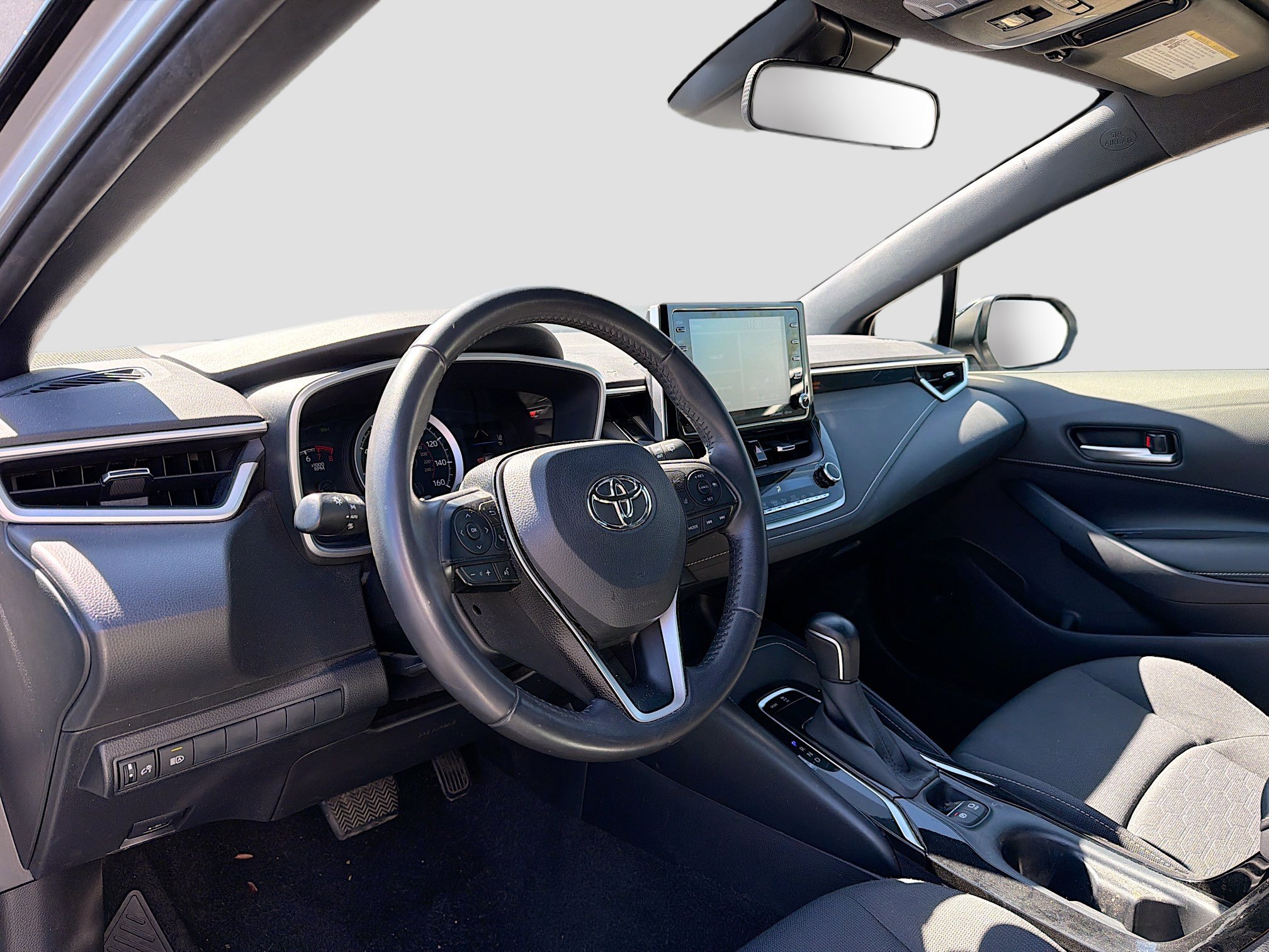 Used 2021 Toyota Corolla SE w/ SE Preferred Package FWD image 4