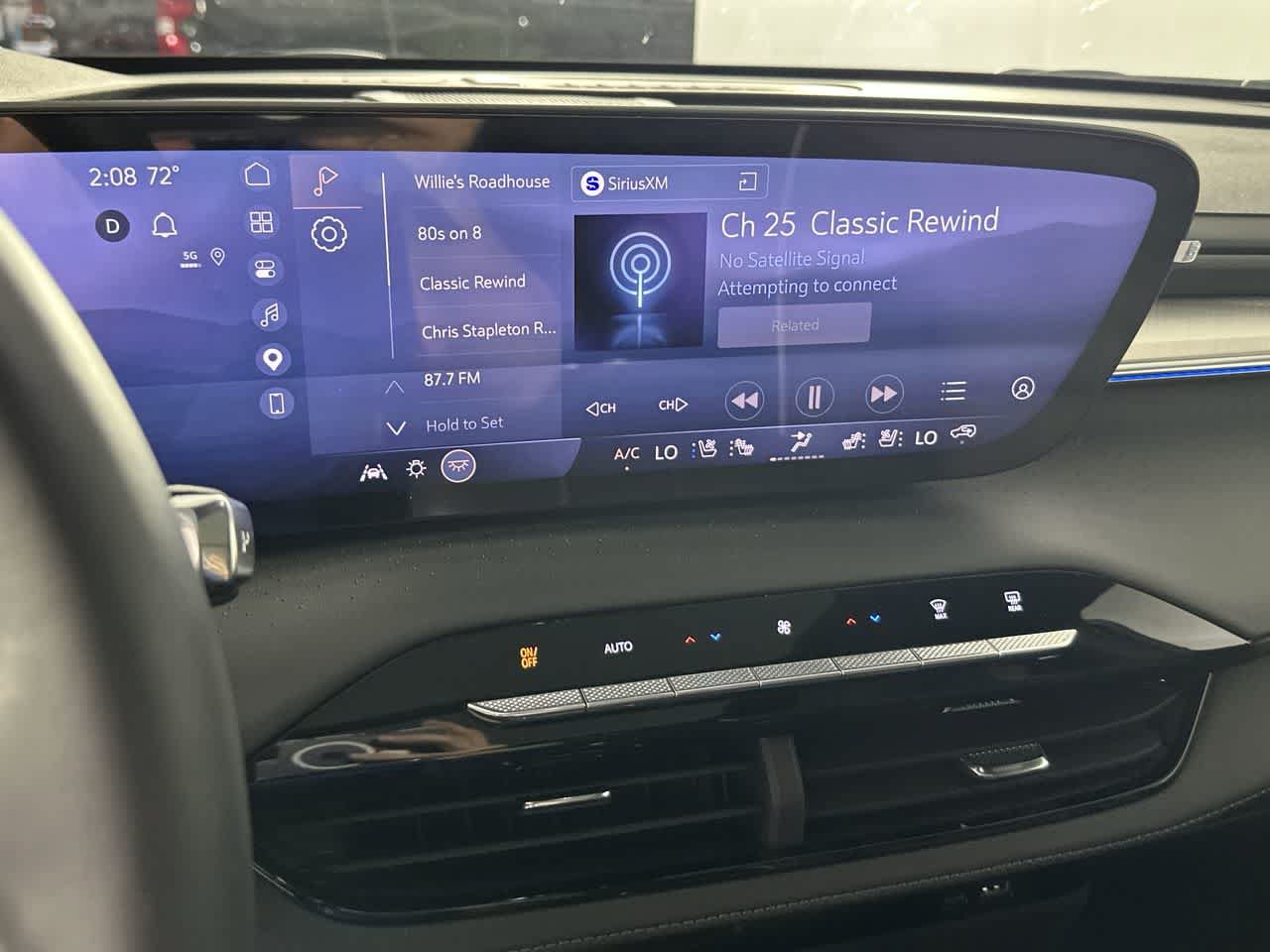 Used 2026 Buick Enclave Avenir w/ Super Cruise Package FWD image 16