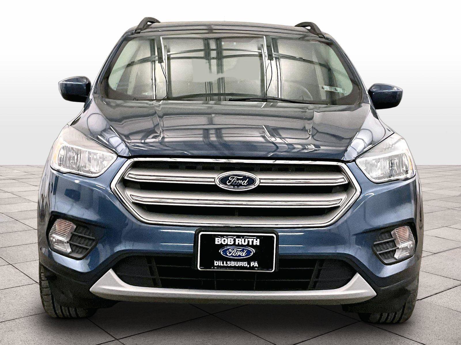 Used 2018 Ford Escape SE image 3