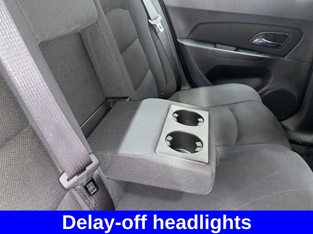 Used 2016 Chevrolet Cruze LT w/ Technology Package image 14