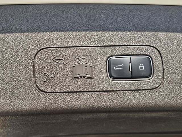 Used 2022 Lincoln Aviator Reserve w/ Elements Package Plus image 33