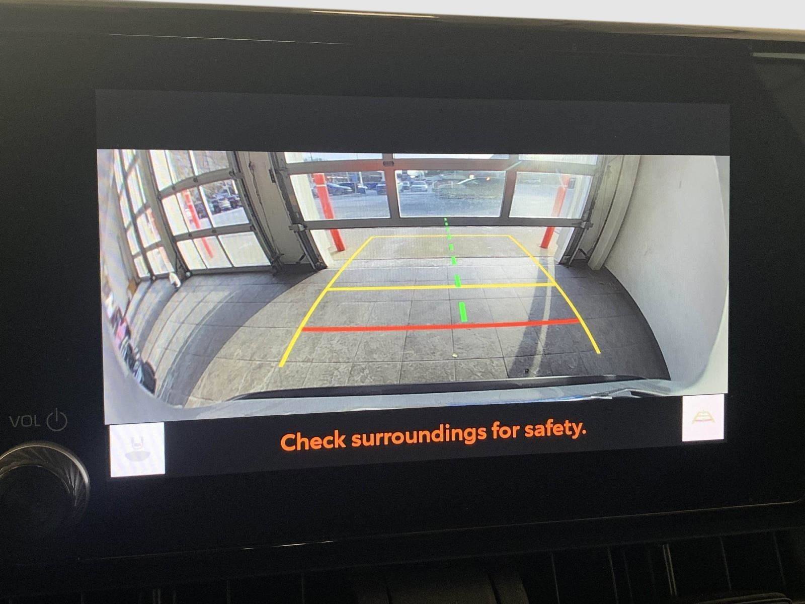 Used 2023 Toyota RAV4 LE image 23