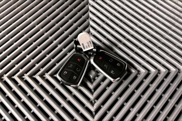 Used 2024 Cadillac XT5 Sportv w/ Platinum Package AWD/4WD image 11