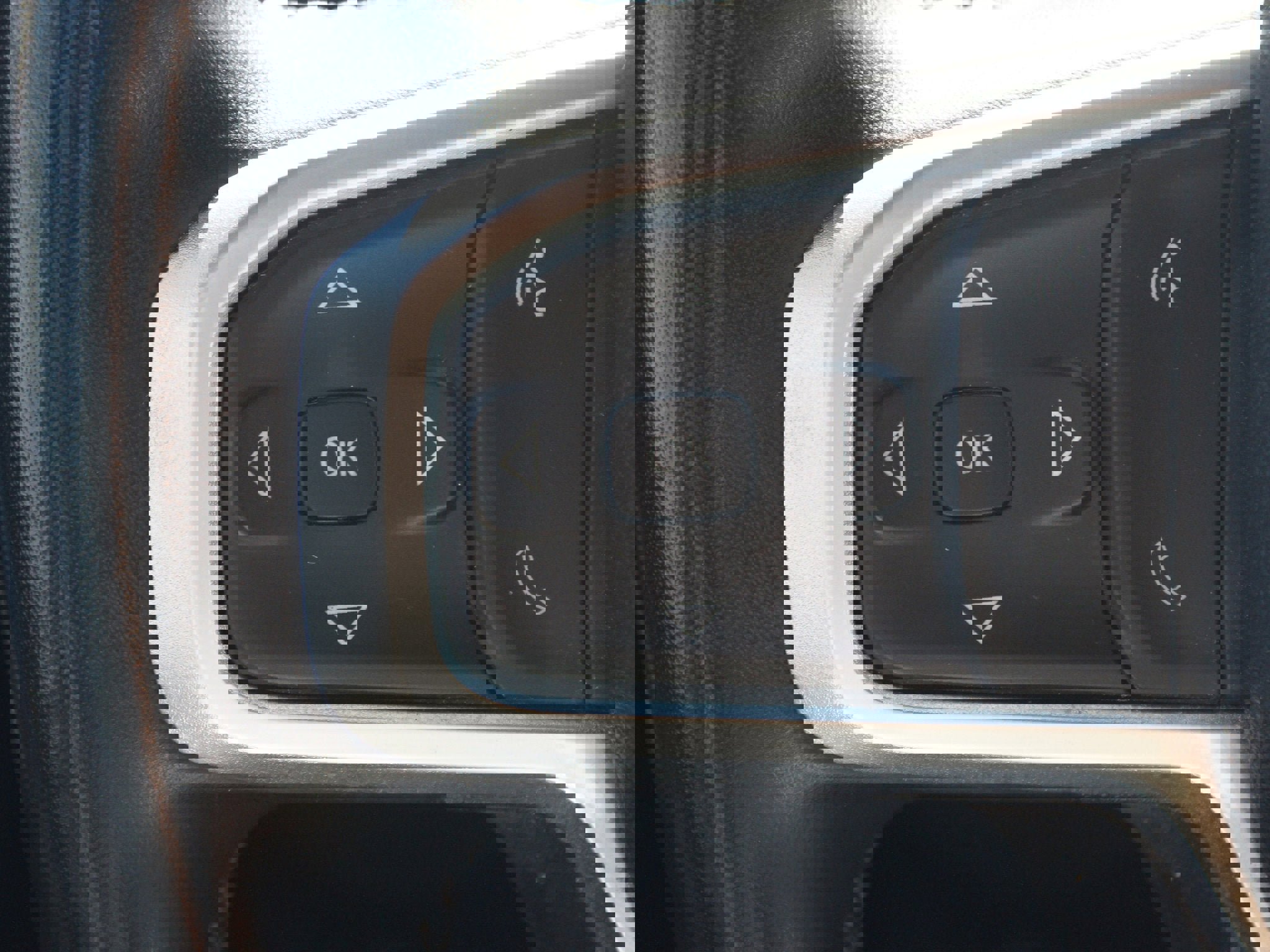 Used 2024 RAM 2500 Big Horn image 9