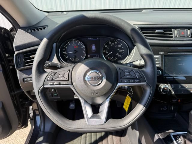 Used 2019 Nissan Rogue S AWD/4WD image 18