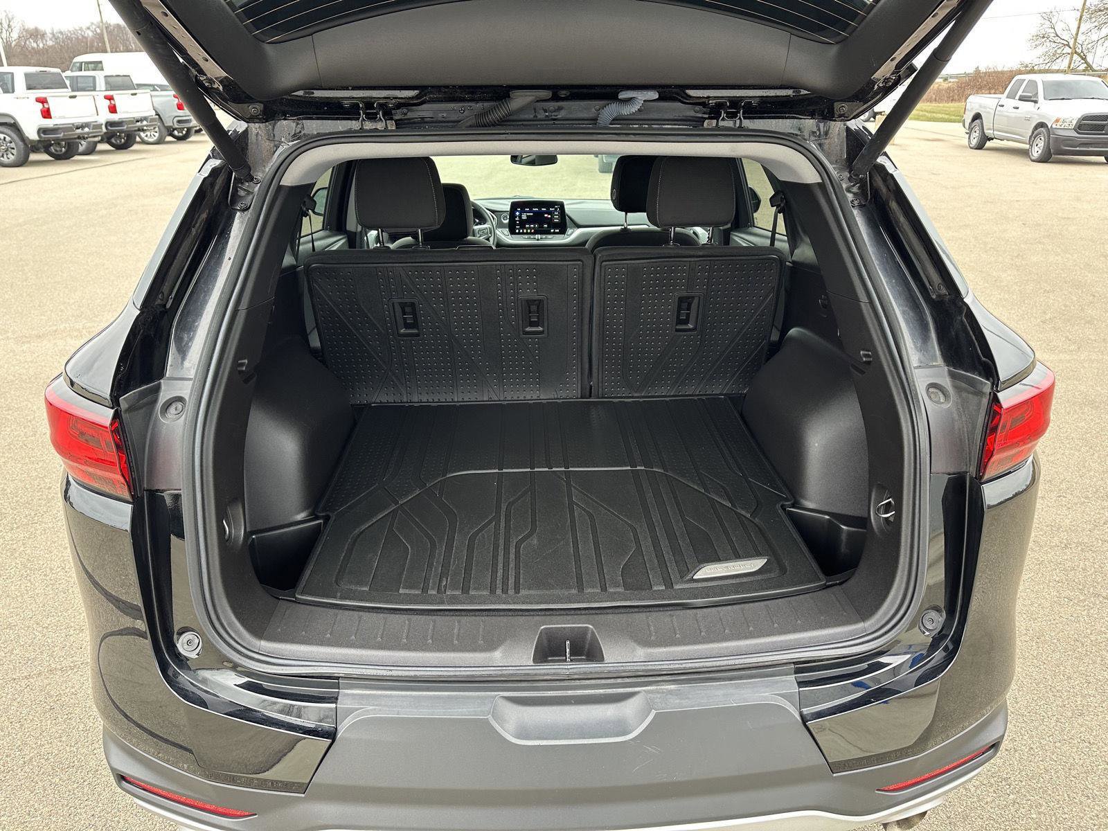 Used 2024 Chevrolet Blazer LT w/ Convenience Package FWD image 7