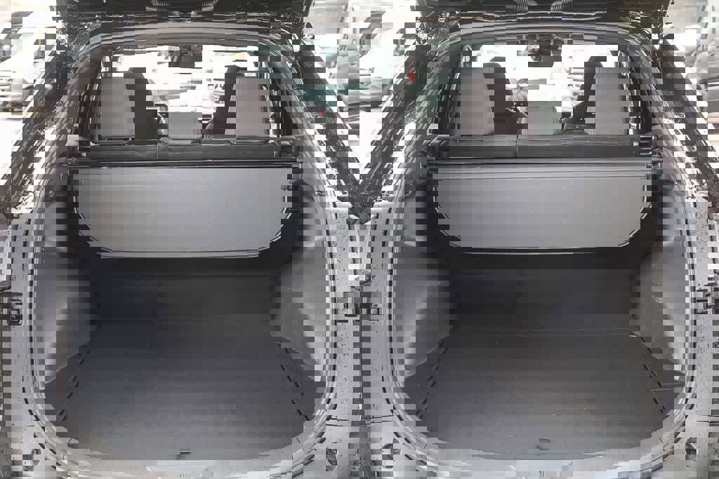 Used 2025 Subaru Solterra Premium image 26