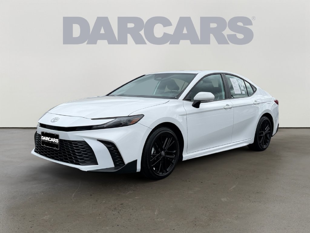 Used 2026 Toyota Camry SE w/ Convenience Package FWD image 3