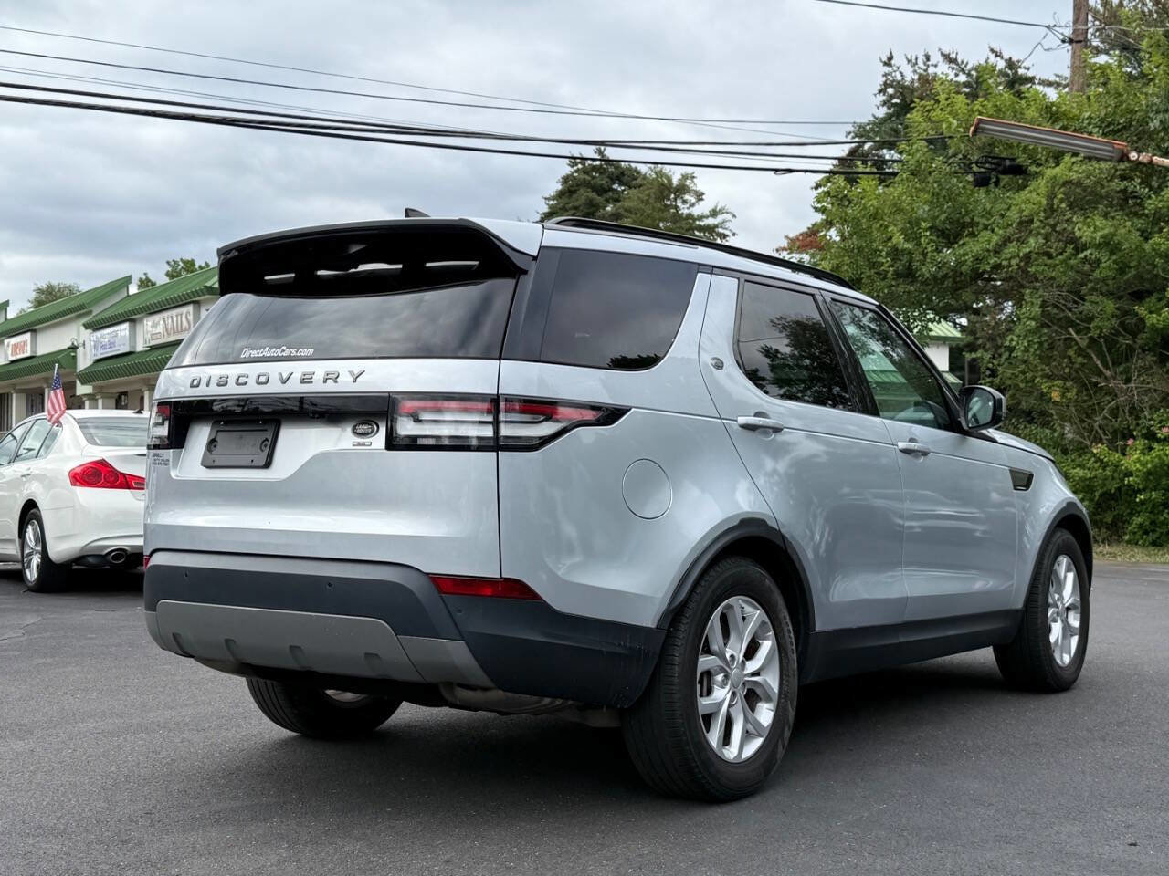Used 2018 Land Rover Discovery SE image 7