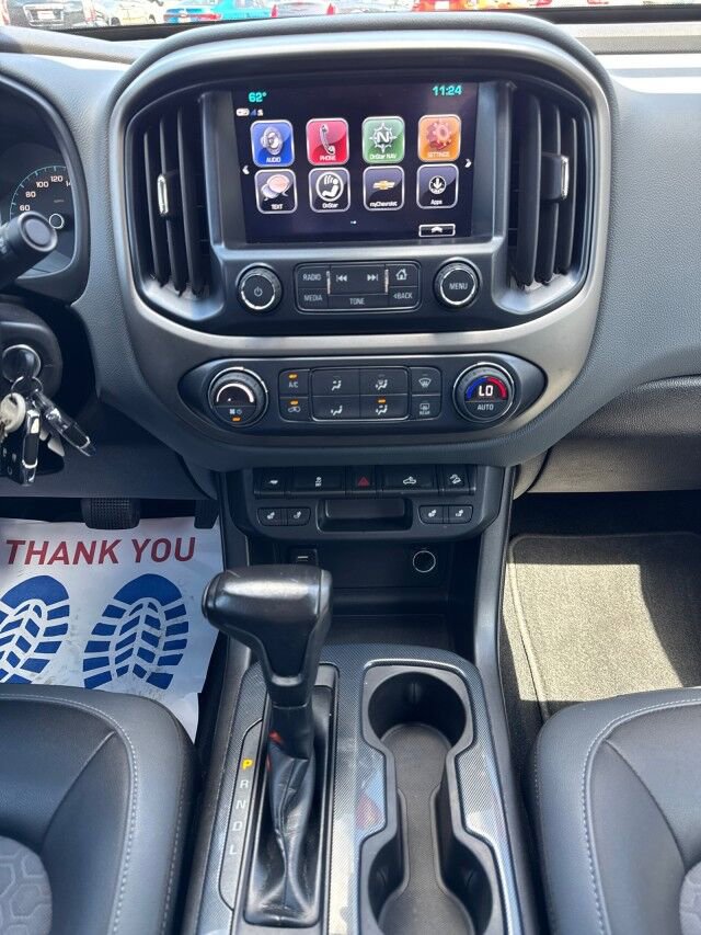 Used 2017 Chevrolet Colorado Z71 AWD/4WD image 14