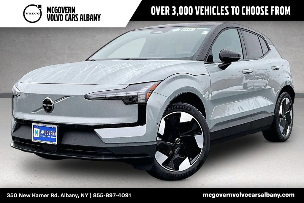 New 2026 Volvo EX30 Ultra w/ Climate Package