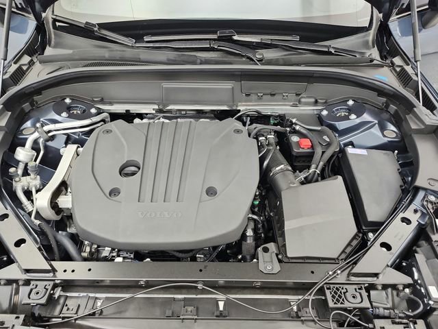 New 2026 Volvo XC60 B5 Plus w/ Climate Package image 54