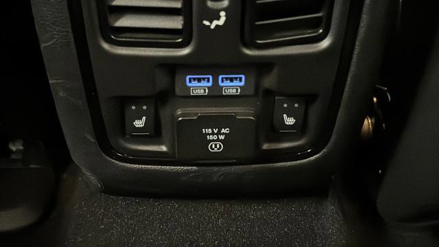 Used 2024 Dodge Durango R/T AWD/4WD image 38