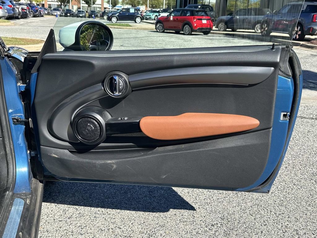 Used 2023 MINI Cooper Convertible image 21