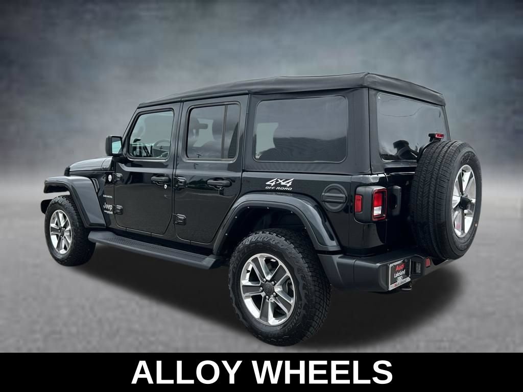 Used 2022 Jeep Wrangler Unlimited Sahara AWD/4WD image 3