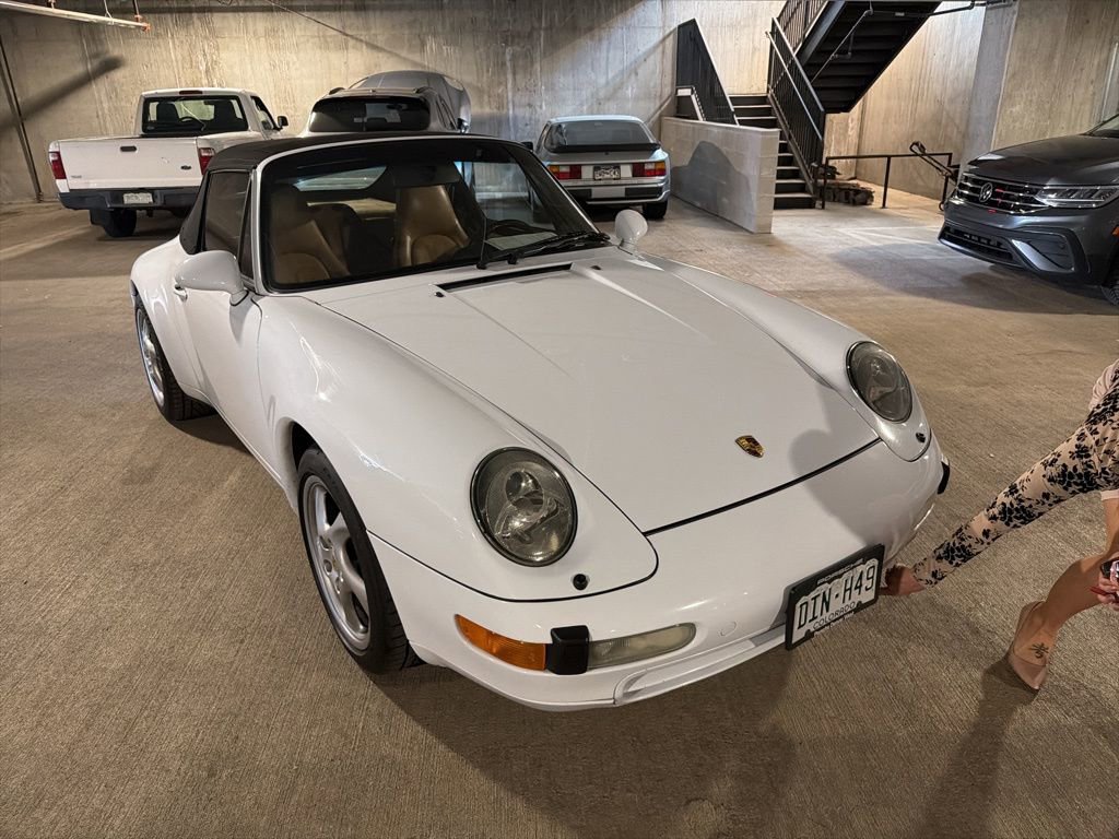 Used 1997 Porsche 911 Carrera 4 image 10