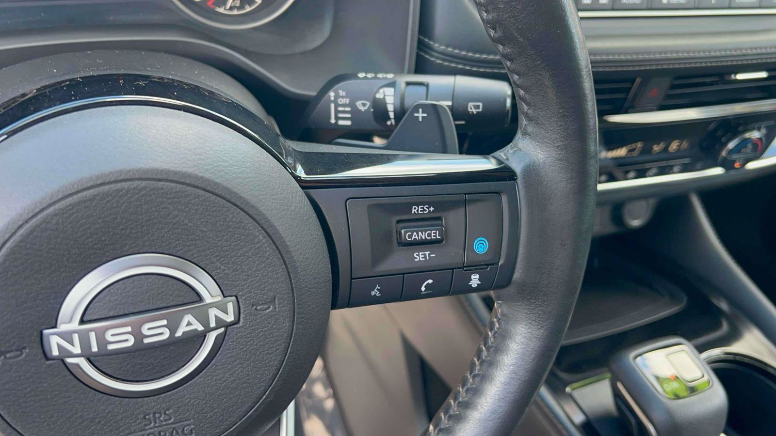 Used 2023 Nissan Rogue SL AWD/4WD image 19