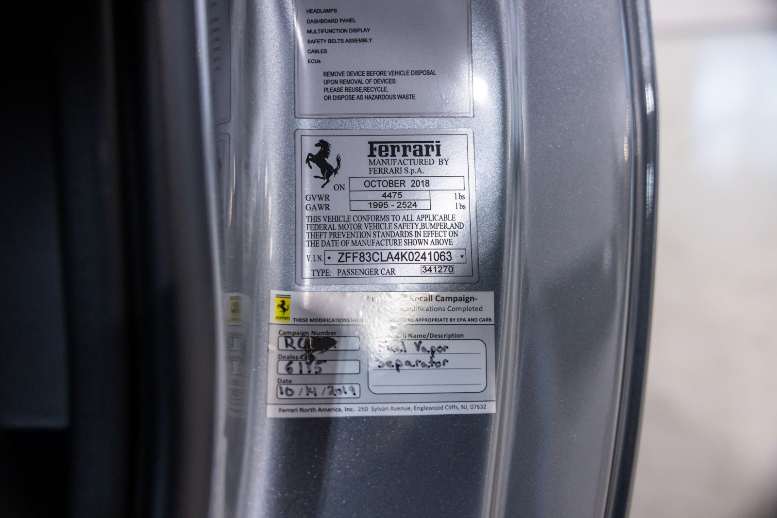 Used 2019 Ferrari 812 Superfast RWD image 60