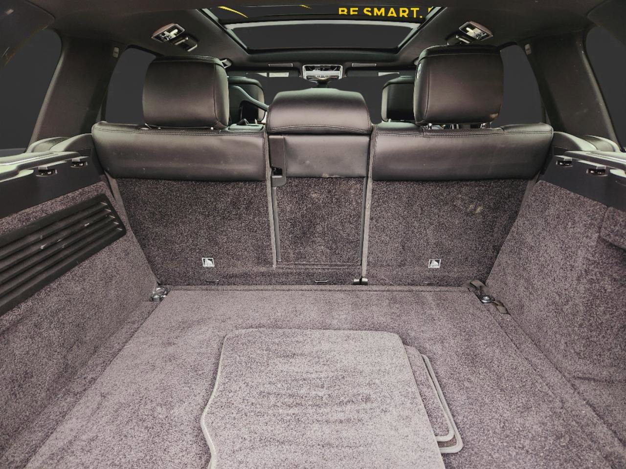 Used 2020 Land Rover Range Rover HSE image 14